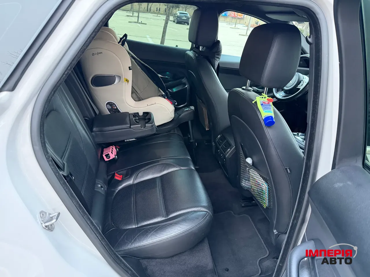 Jaguar E-Pace - фото 15