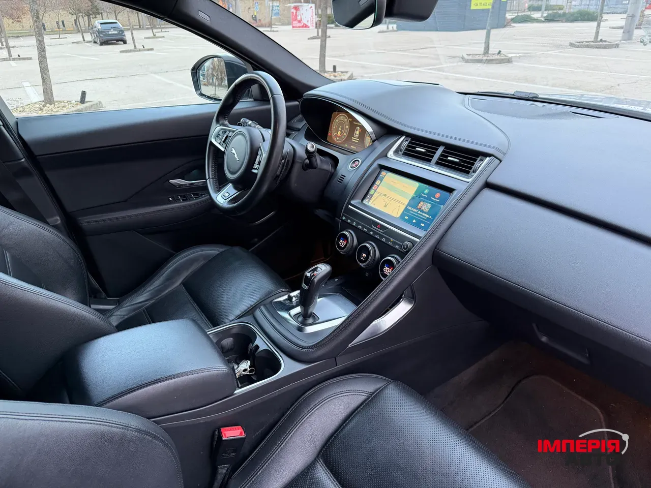 Jaguar E-Pace - фото 20