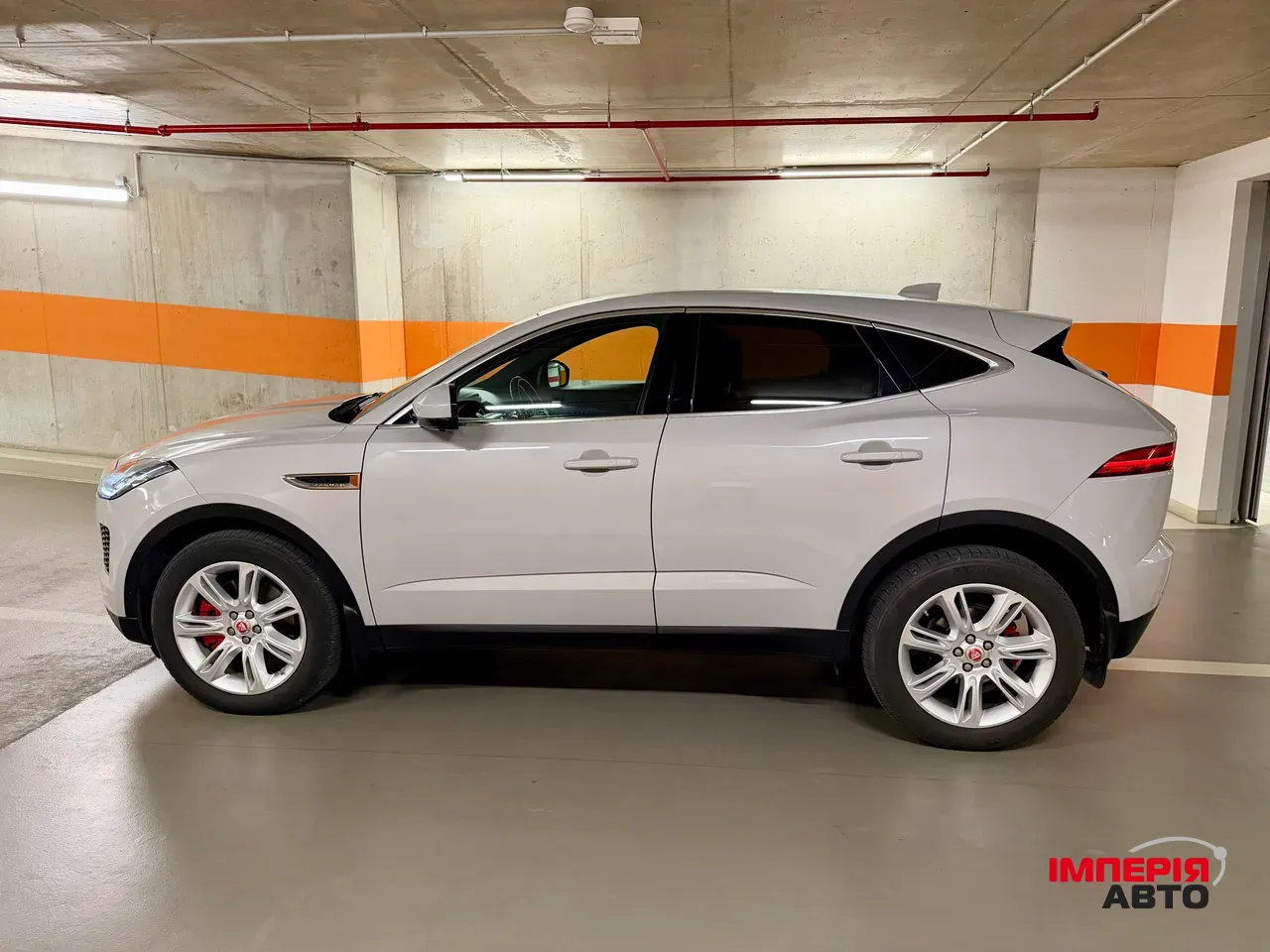 Jaguar E-Pace - фото 10