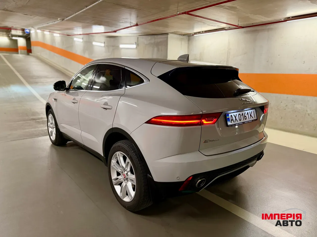 Jaguar E-Pace - фото 9