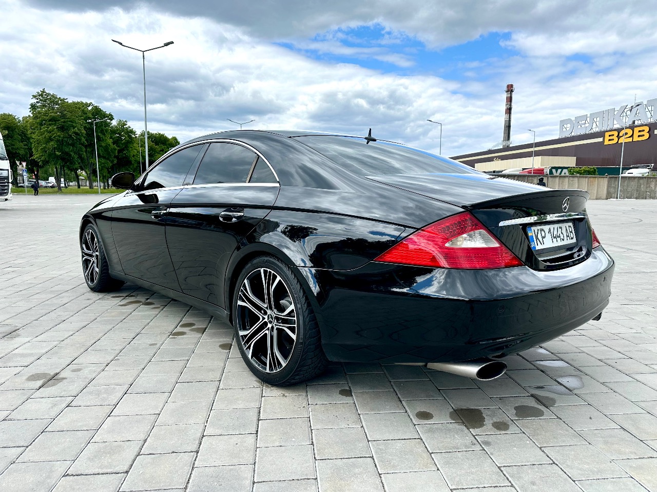 Mercedes-Benz CLS - фото 1