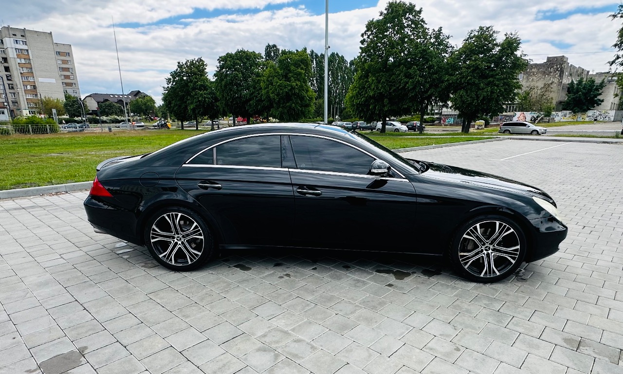 Mercedes-Benz CLS - фото 8