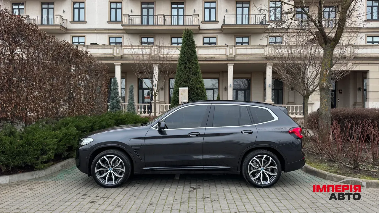 BMW X3 - фото 3