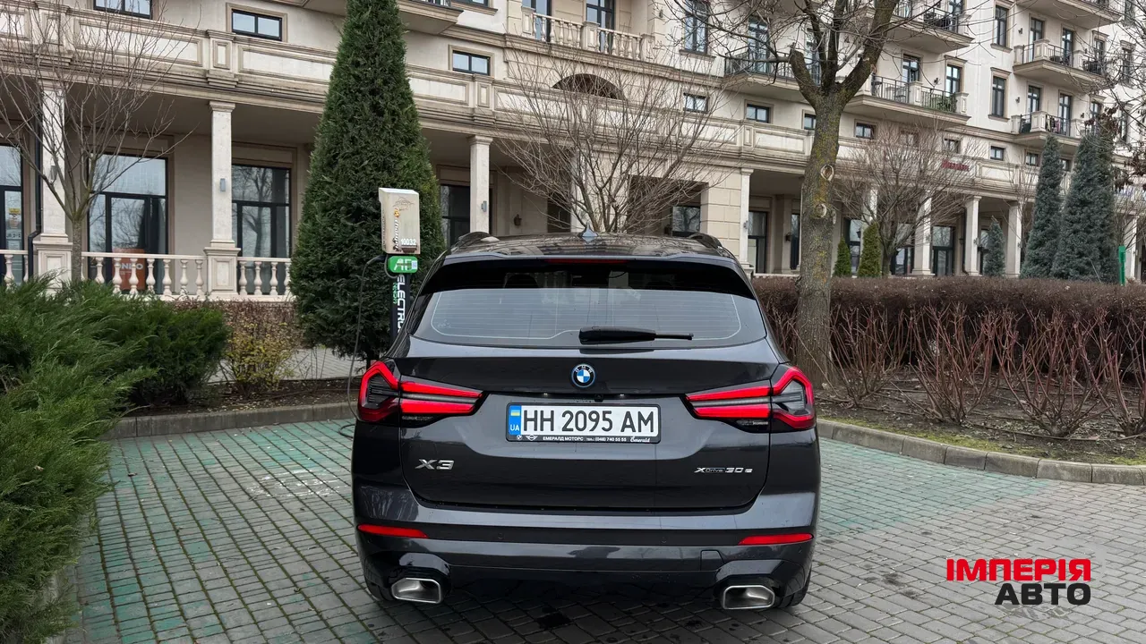 BMW X3 - фото 5
