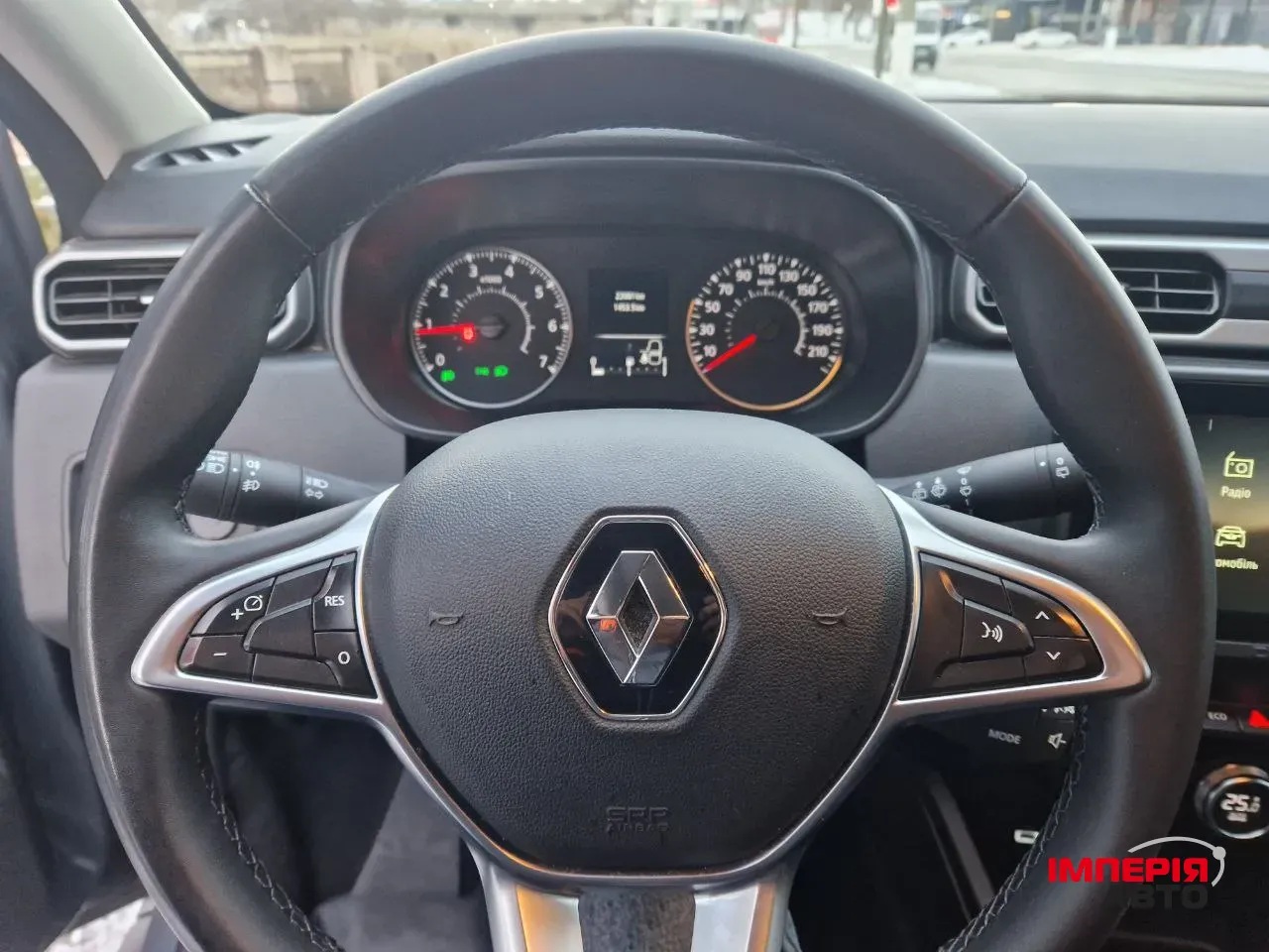 Renault Duster - фото 12