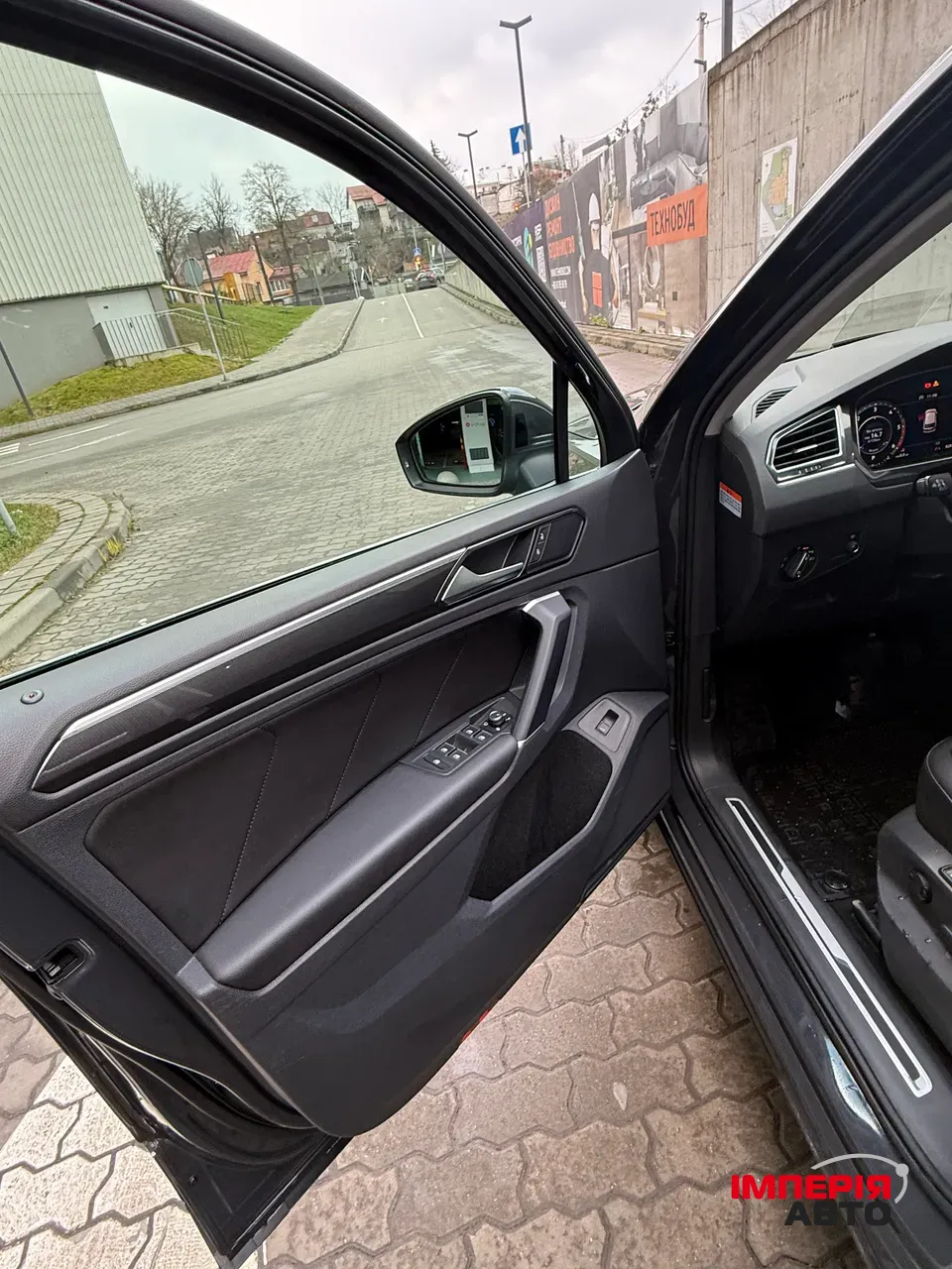 Volkswagen Tiguan - фото 15