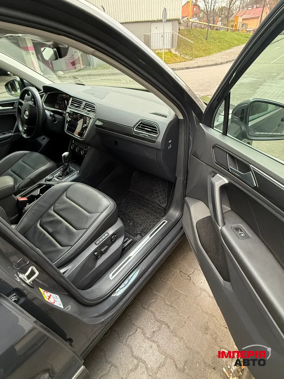 Volkswagen Tiguan - фото 31