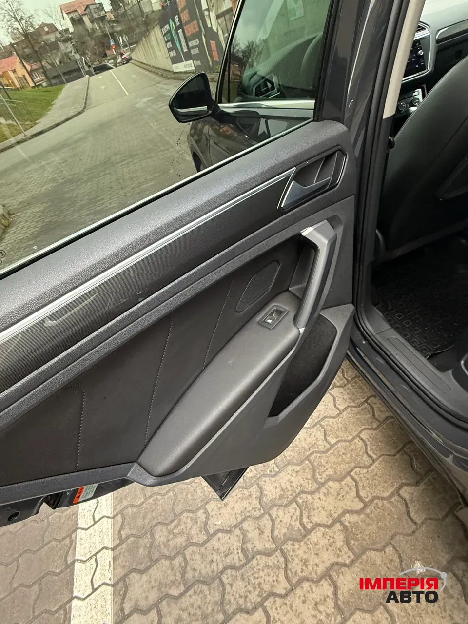 Volkswagen Tiguan - фото 23