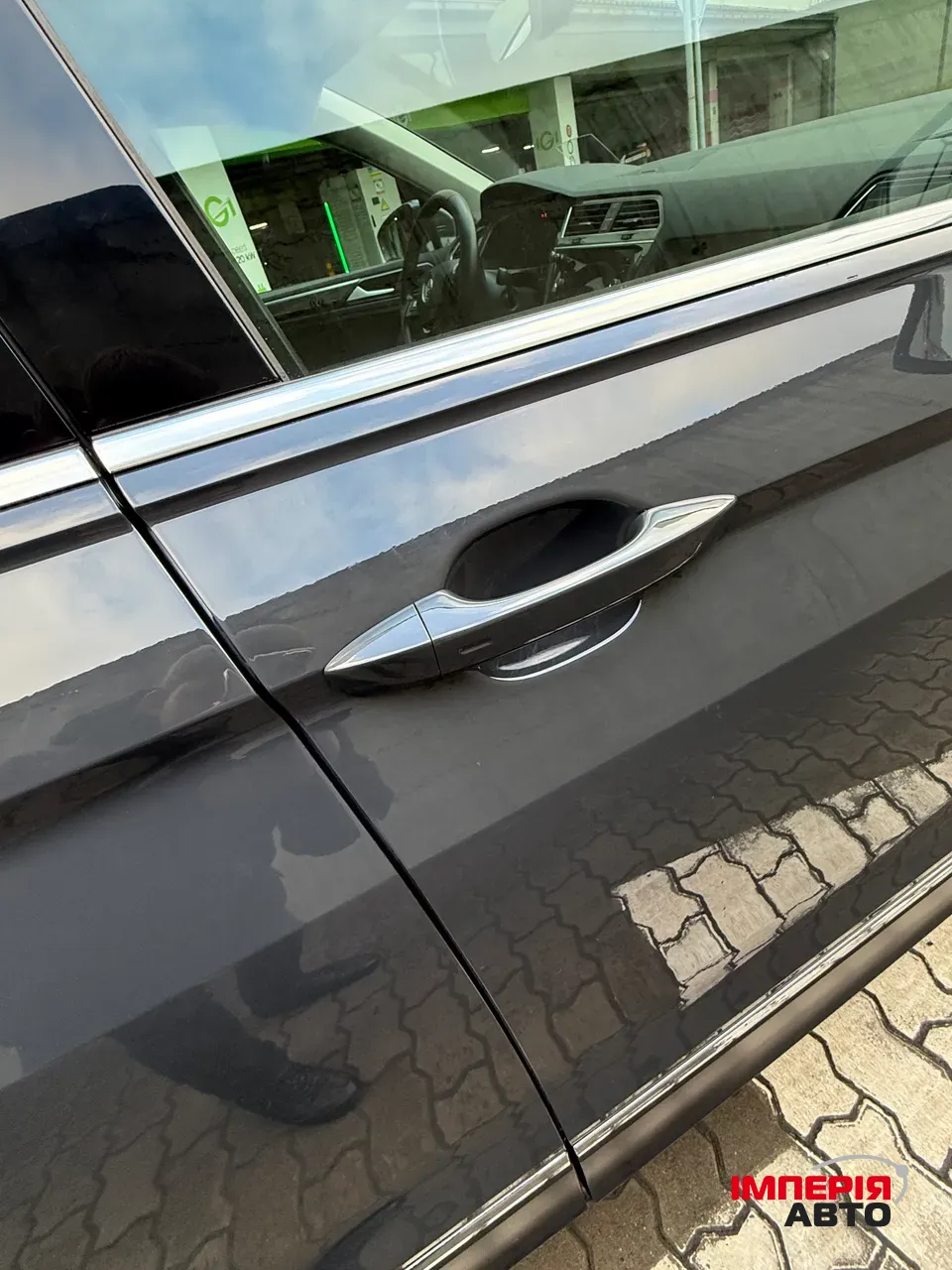 Volkswagen Tiguan - фото 12