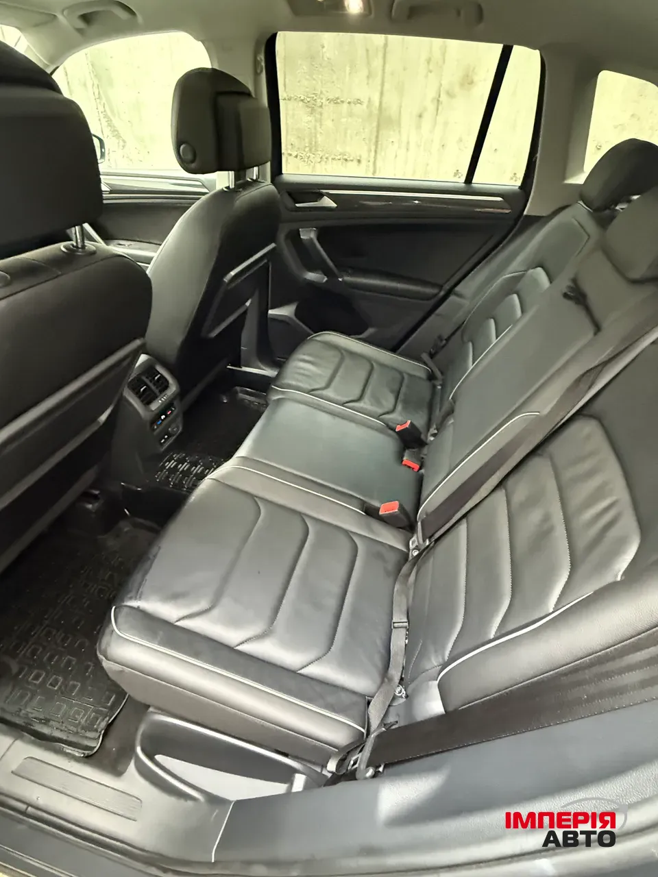 Volkswagen Tiguan - фото 24