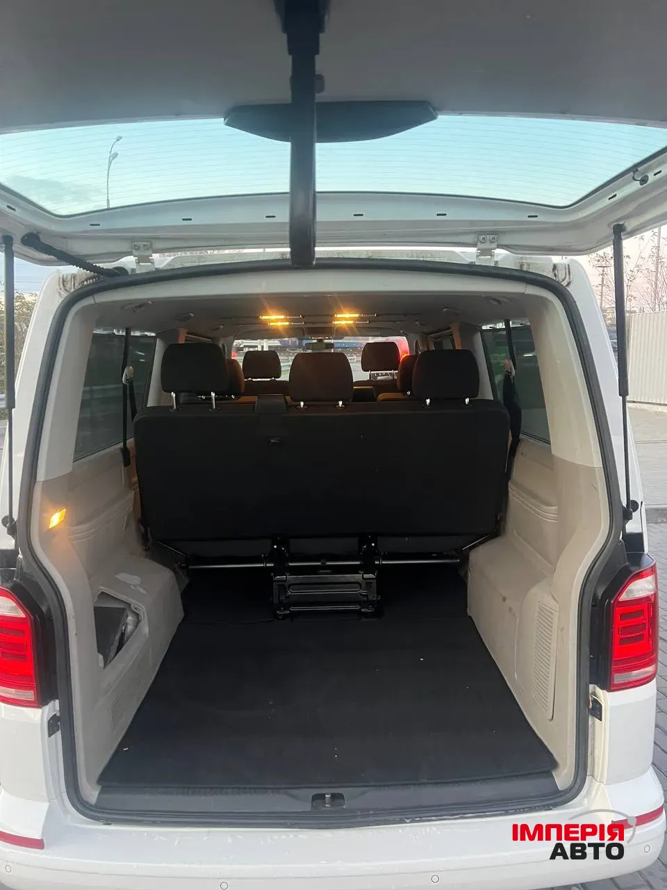 Volkswagen Transporter - фото 3