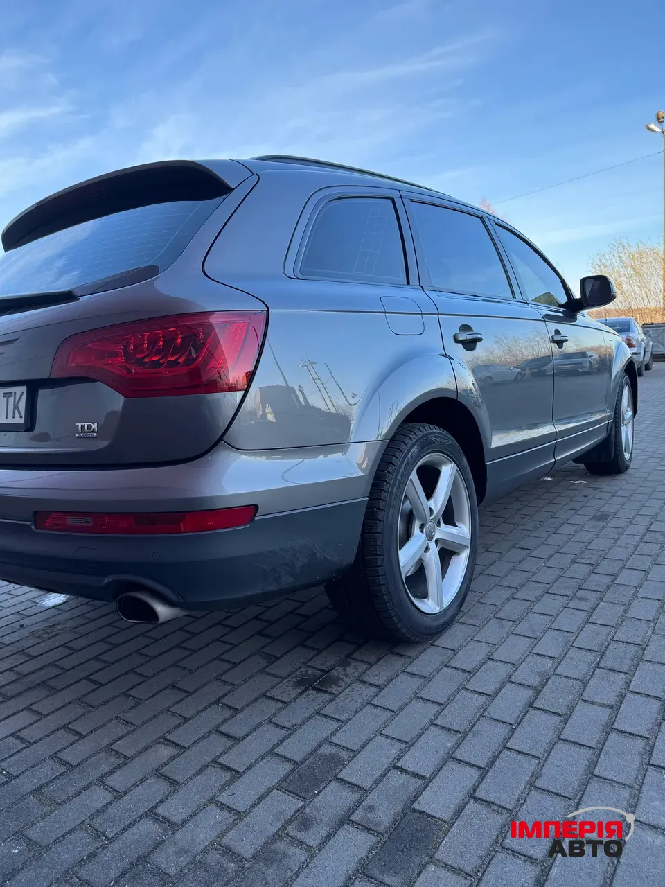 Audi Q7 - фото 3