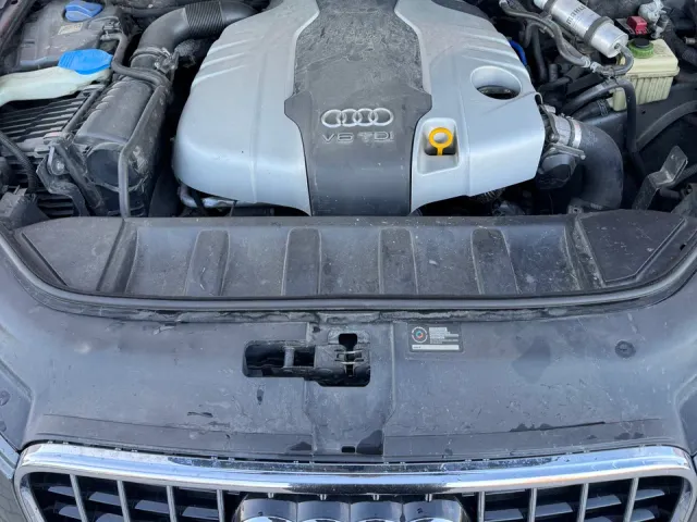 Audi Q7 - фото 5