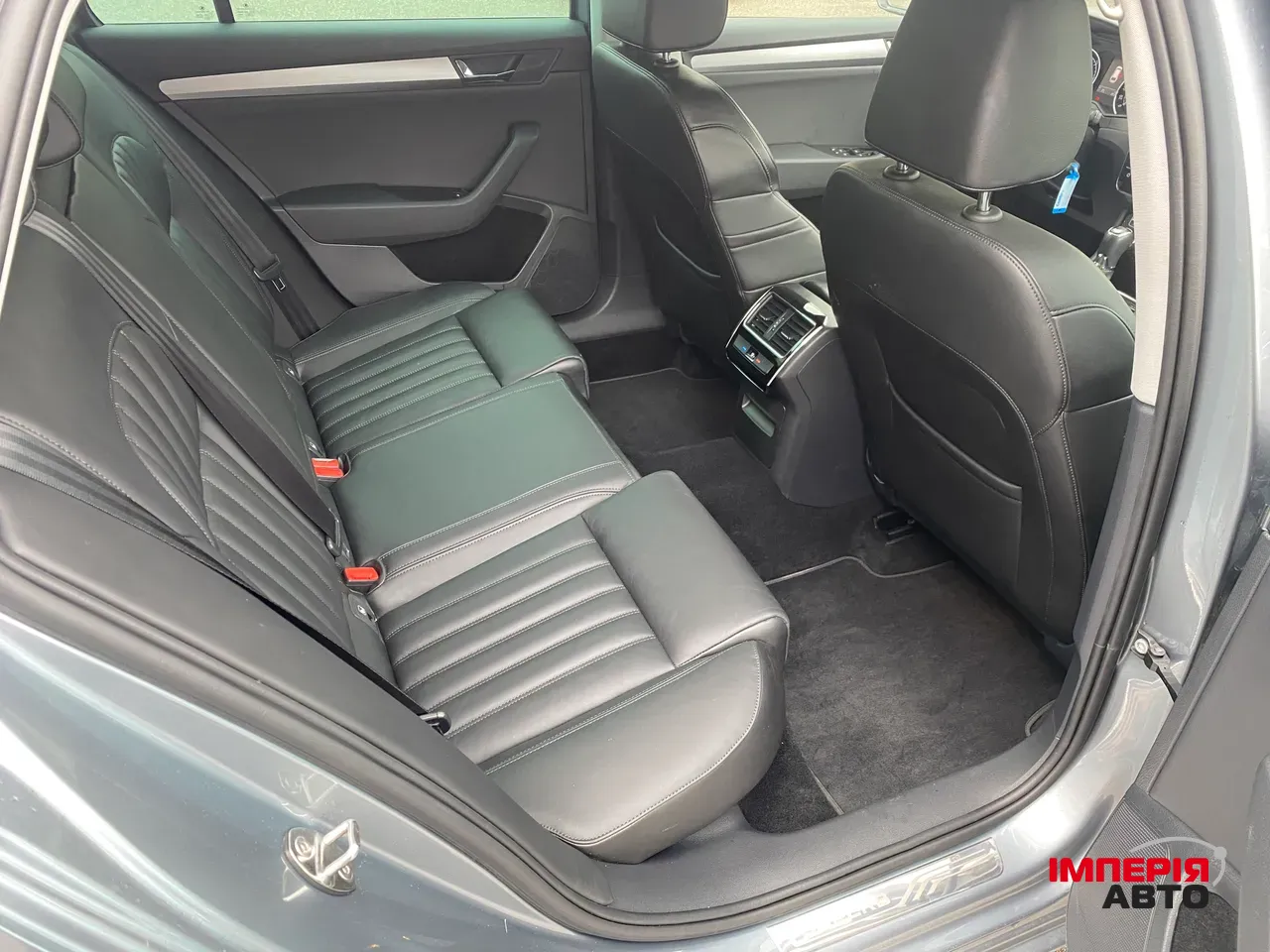 Skoda Superb - фото 3