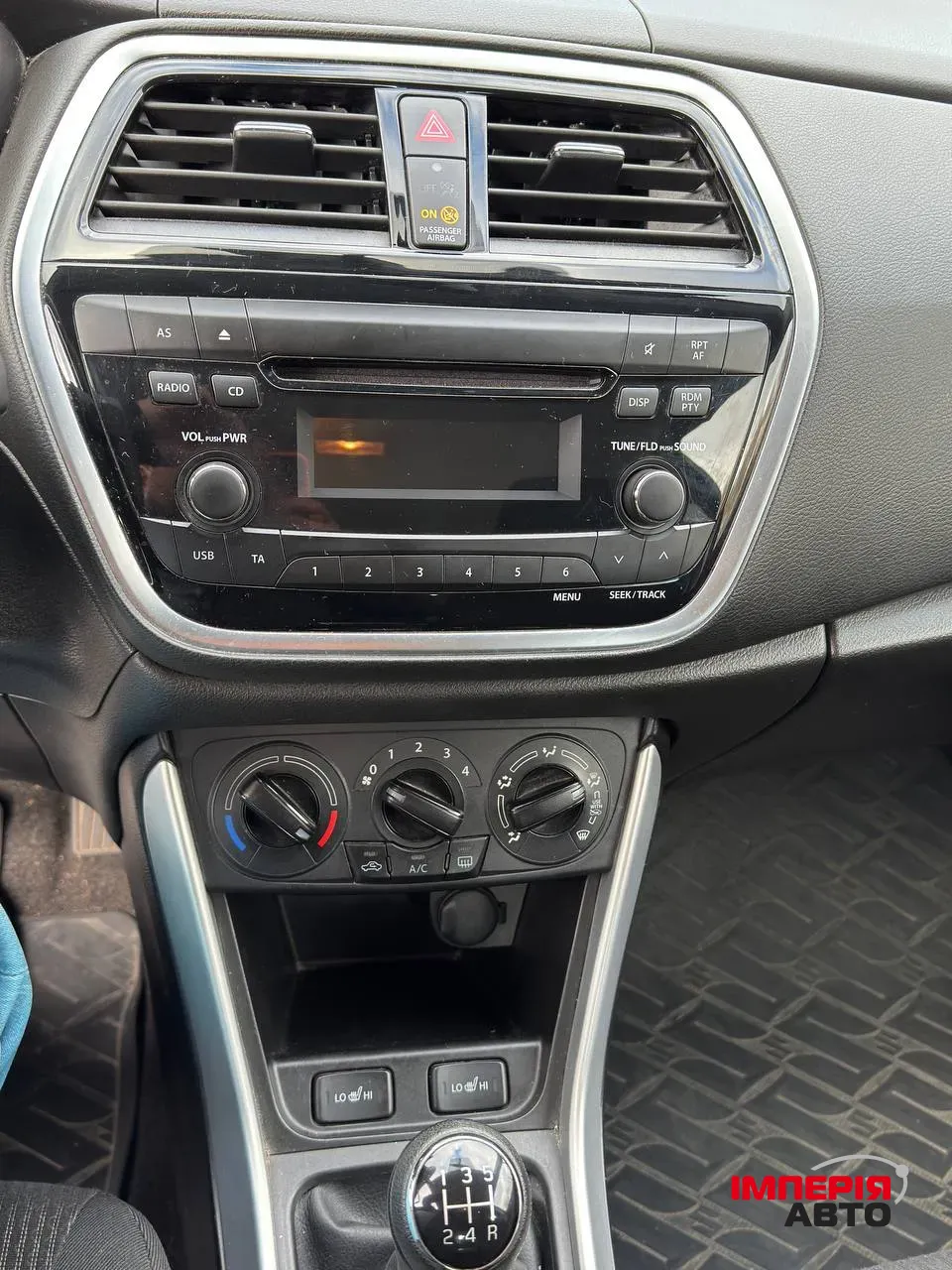 Suzuki SX4 - фото 9