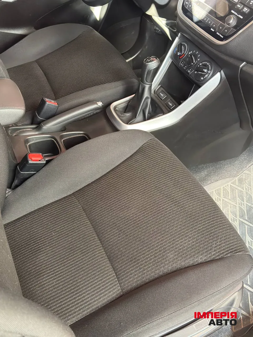 Suzuki SX4 - фото 13