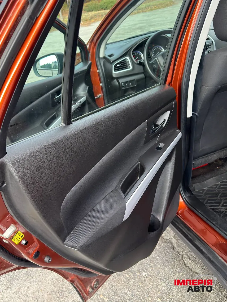 Suzuki SX4 - фото 11