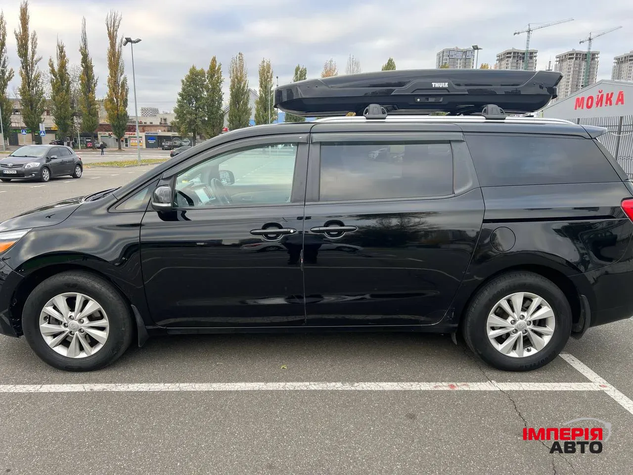 Kia Sedona - фото 3