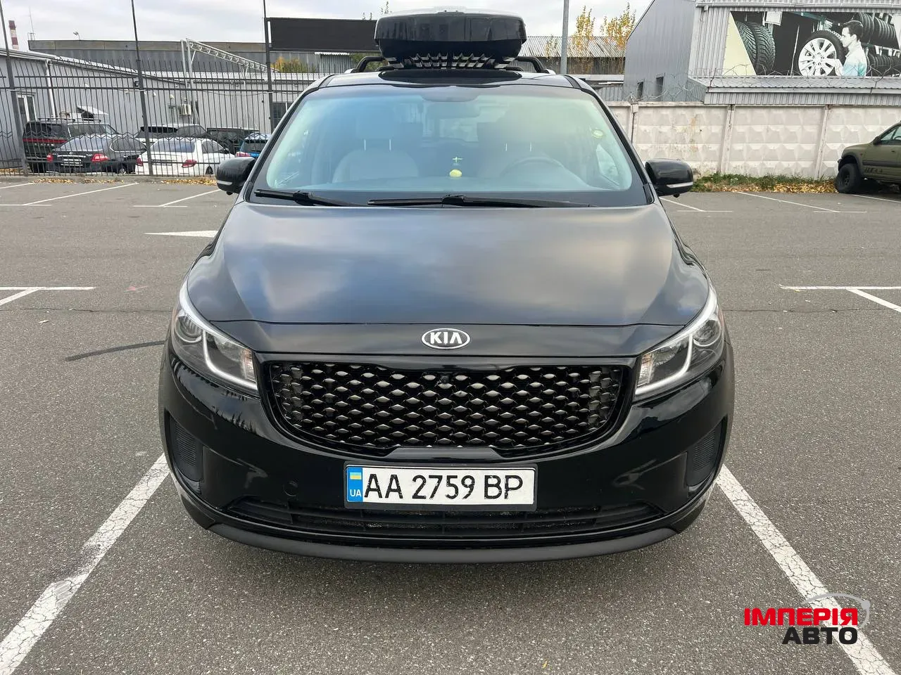 Kia Sedona - фото 2