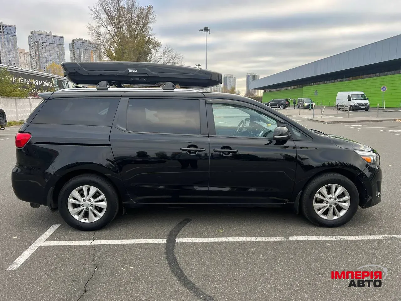 Kia Sedona - фото 8