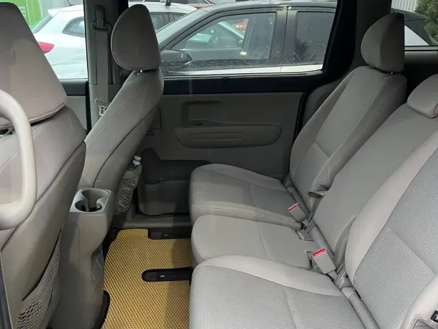 Kia Sedona - фото 5