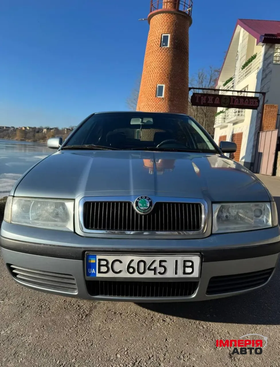 Skoda Octavia - фото 2
