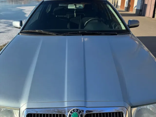 Skoda Octavia - фото 3
