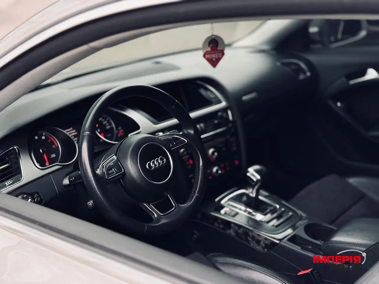 Audi A5 - фото 10