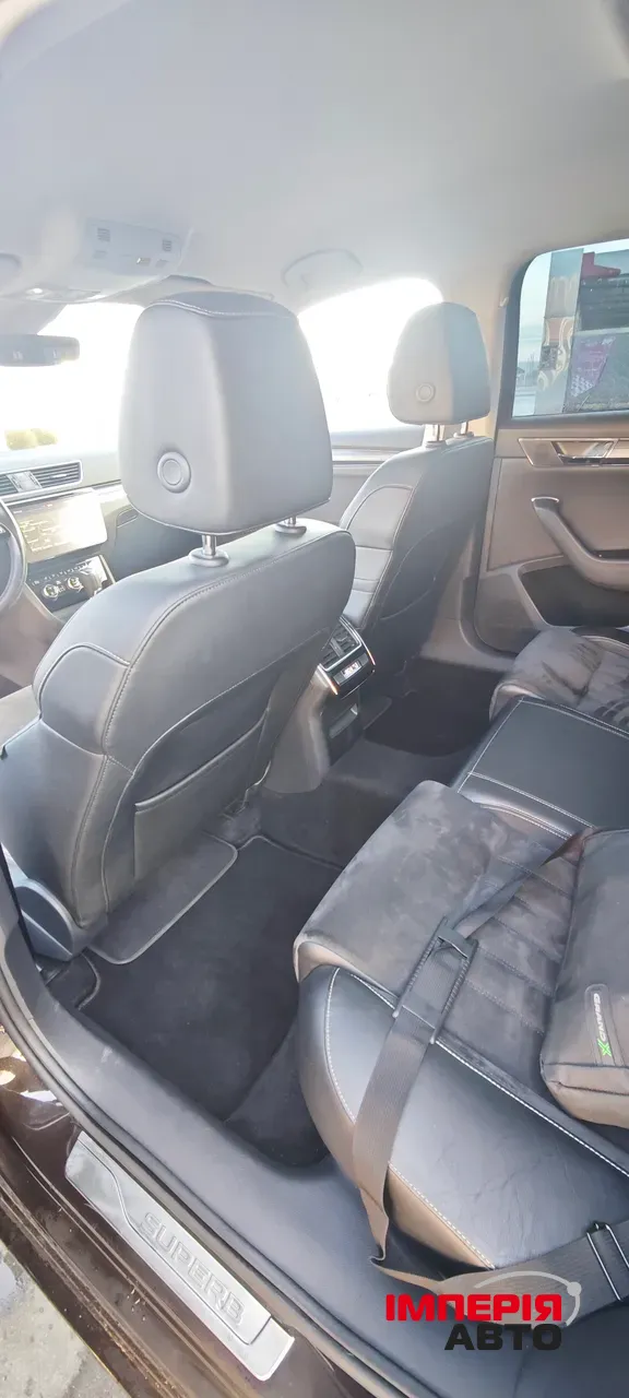 Skoda Superb - фото 16