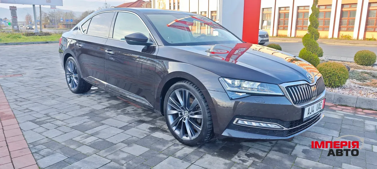 Skoda Superb - фото 2
