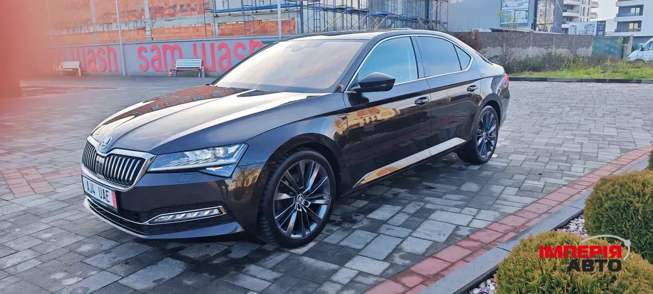 Skoda Superb - фото 1