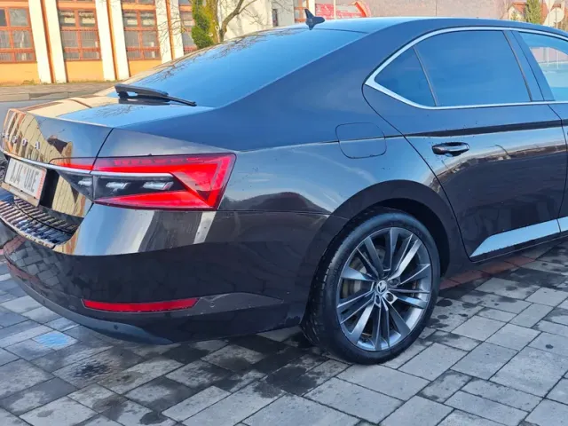 Skoda Superb - фото 3