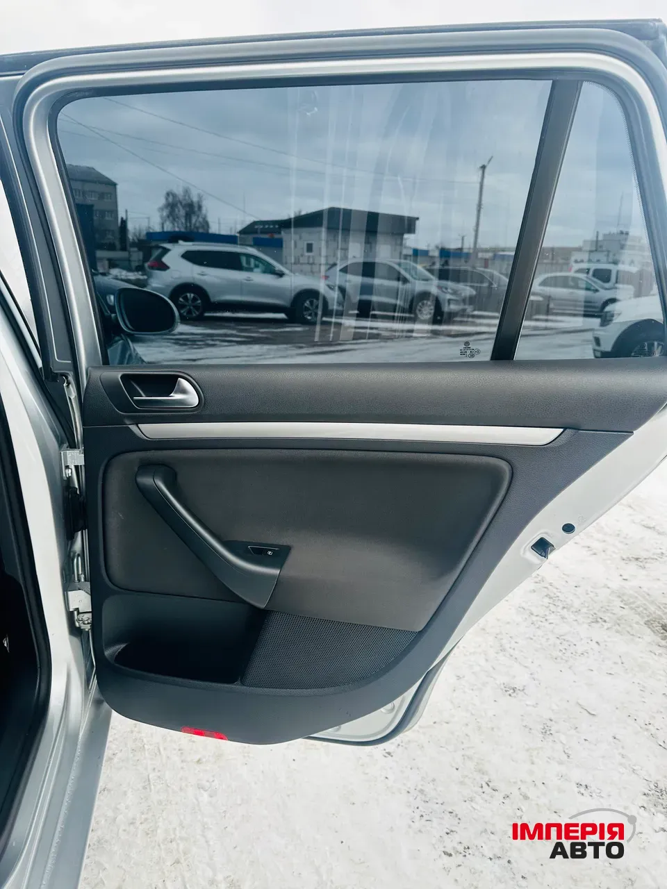 Volkswagen Golf - фото 12