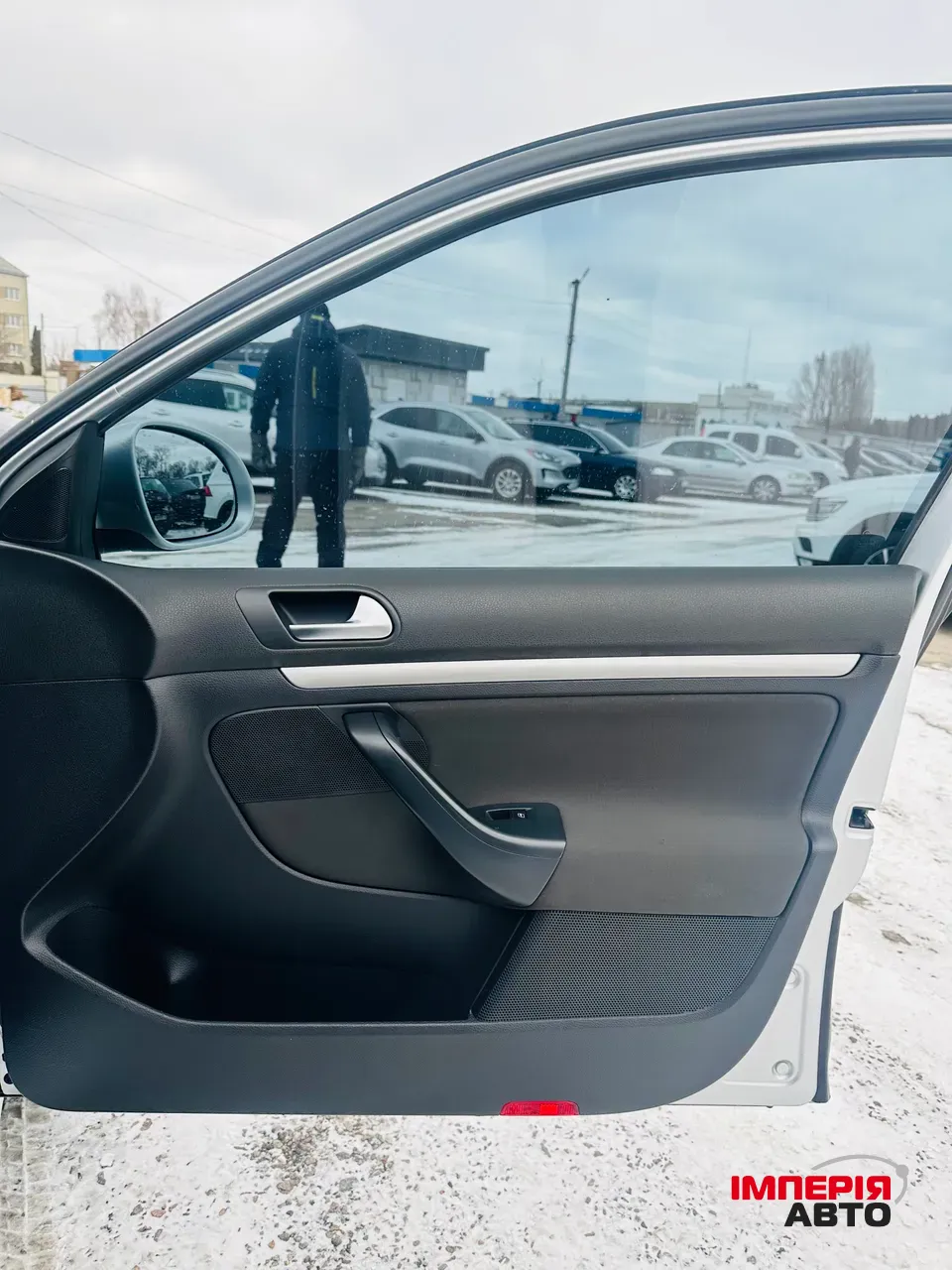 Volkswagen Golf - фото 11