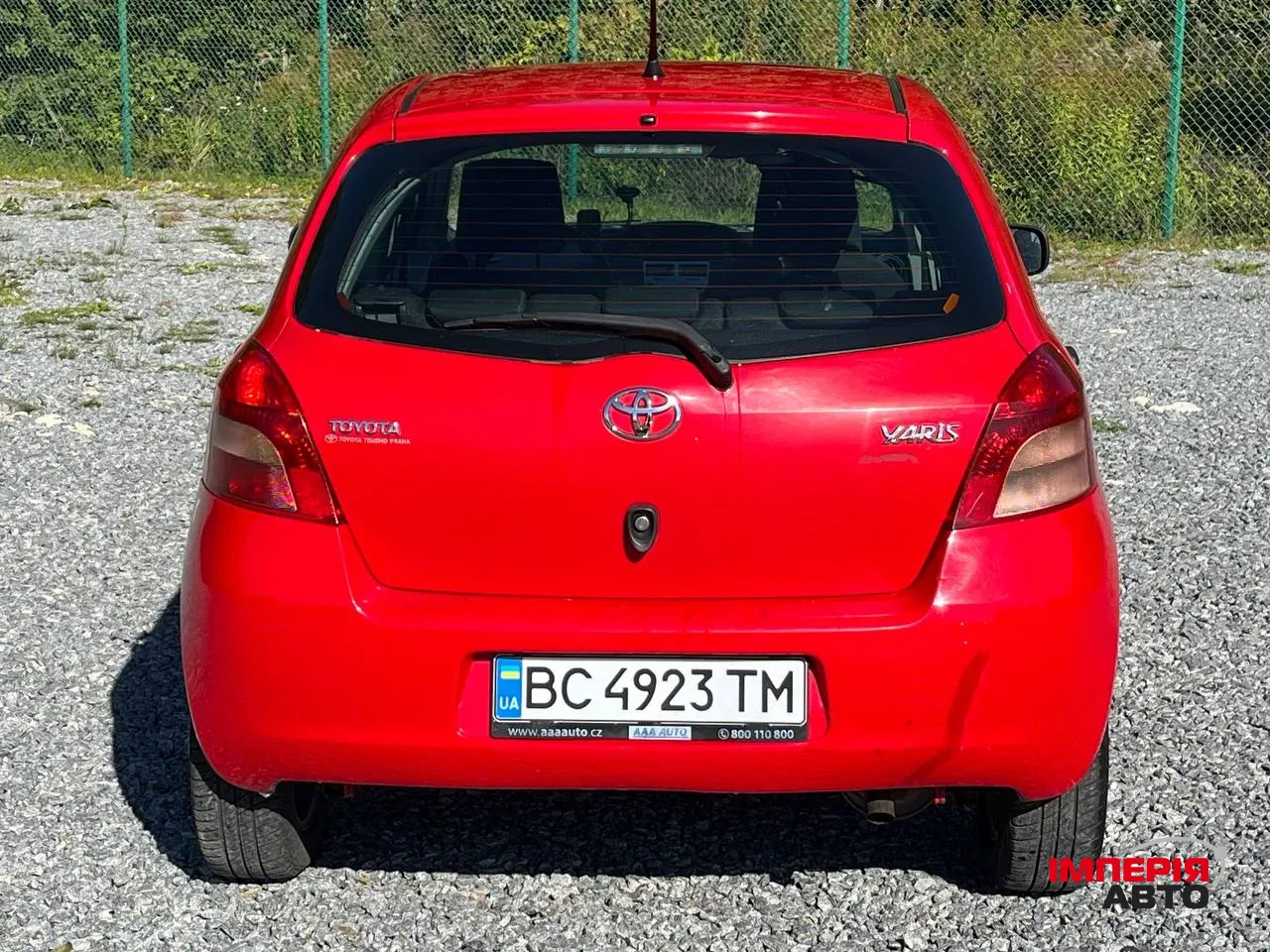 Toyota Yaris - фото 7