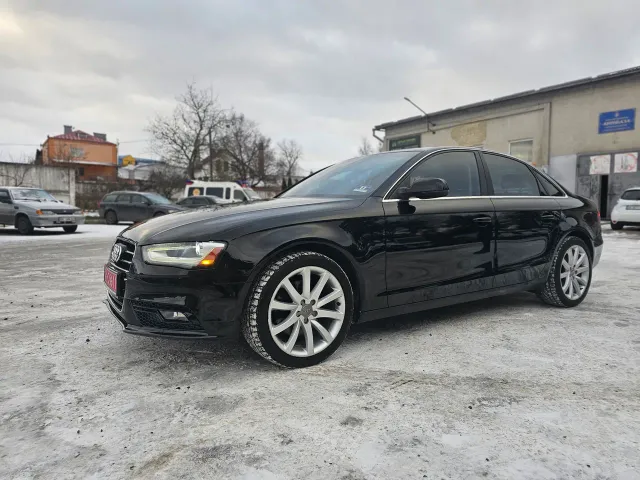 Audi A4 - фото 5