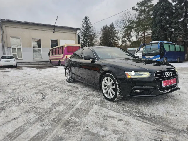 Audi A4 - фото 3