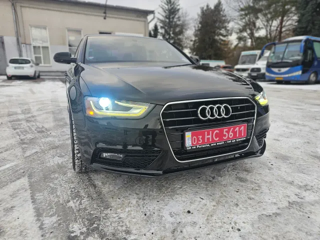 Audi A4 - фото 1
