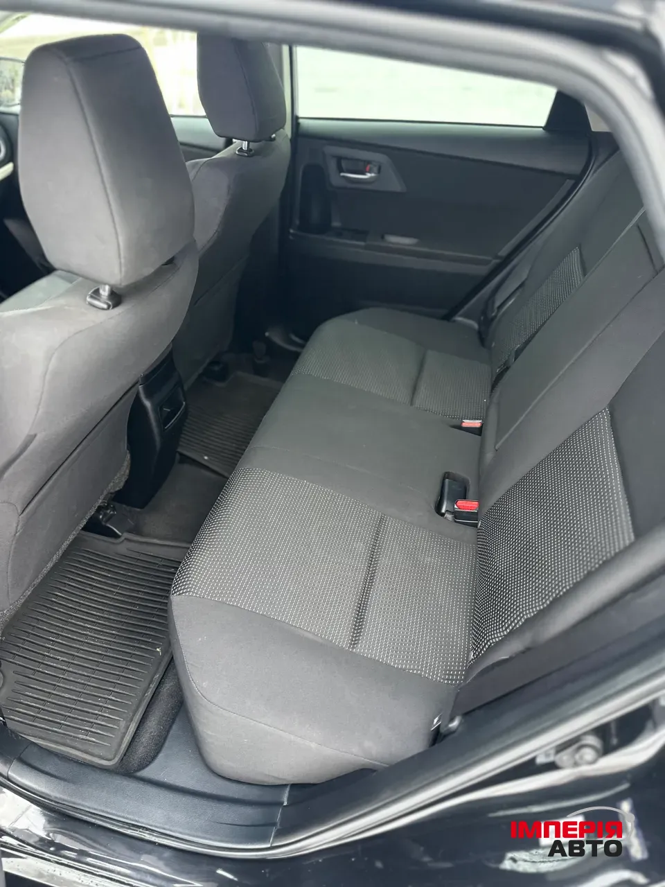 Toyota Corolla - фото 9