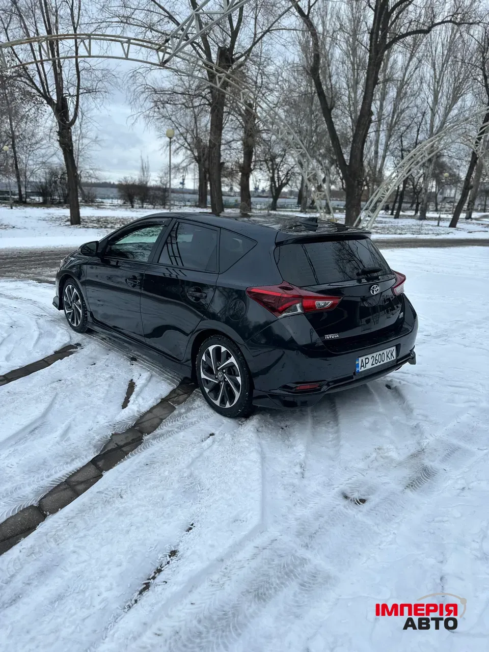 Toyota Corolla - фото 3