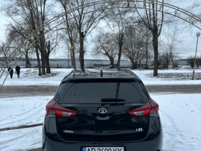 Toyota Corolla - фото 4