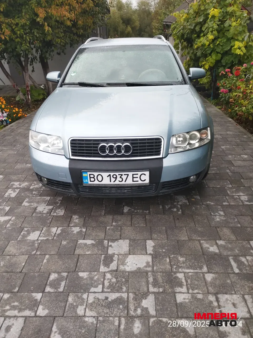 Audi A4 - фото 2