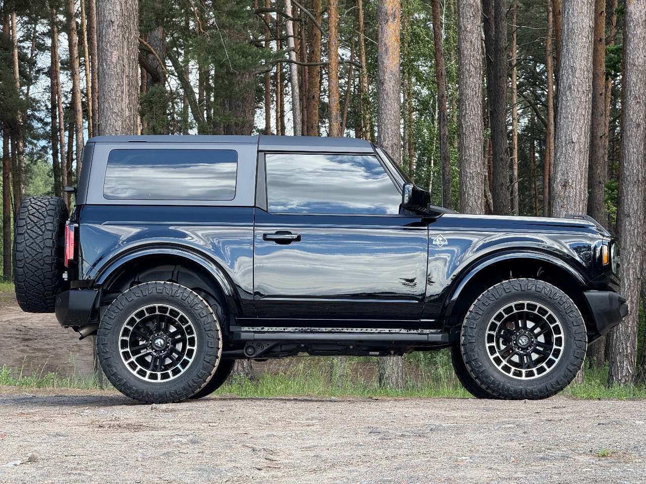 Ford Bronco - фото 20