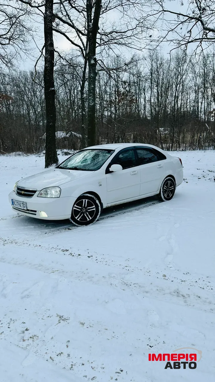 Chevrolet Lacetti - фото 1