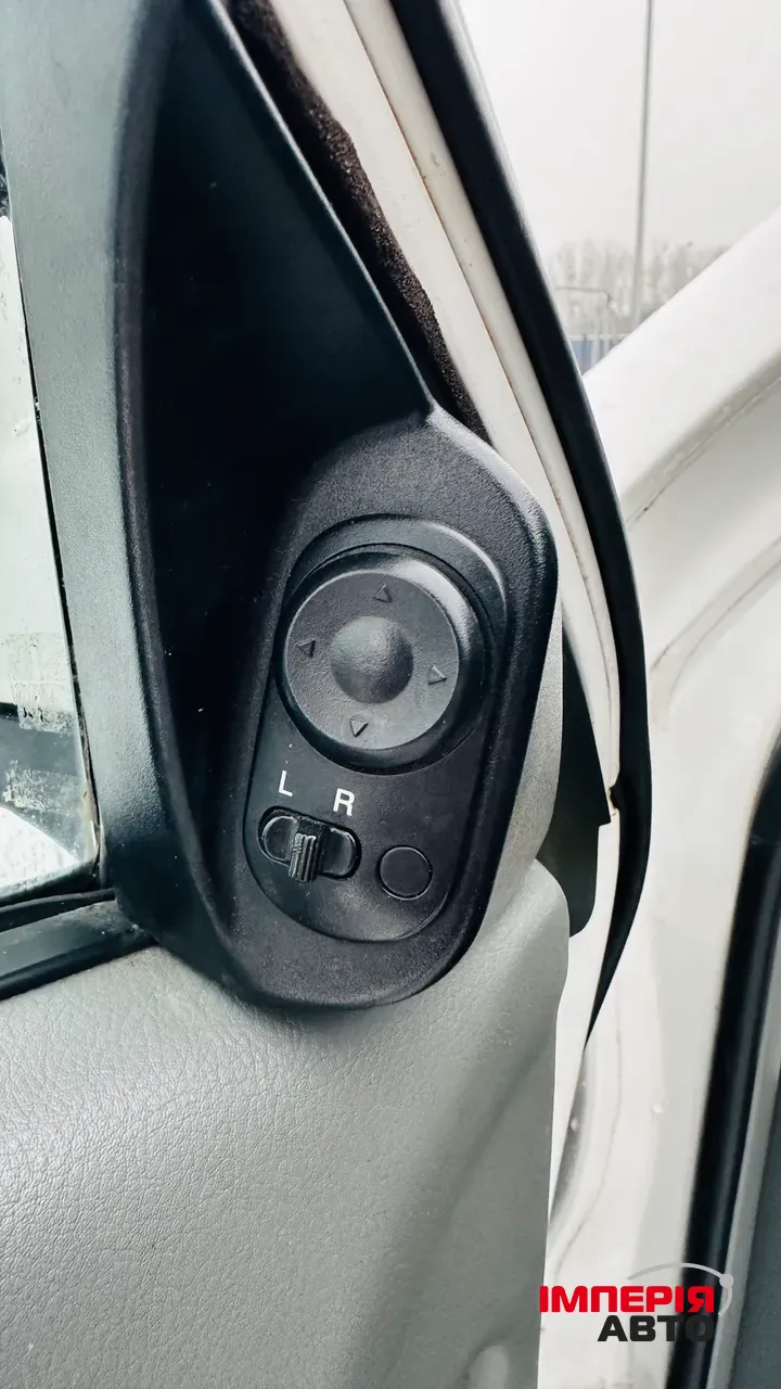 Chevrolet Lacetti - фото 17