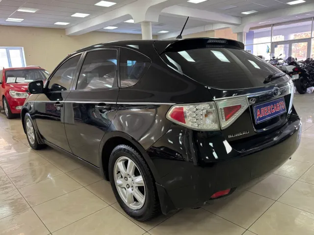 Subaru Impreza - фото 2