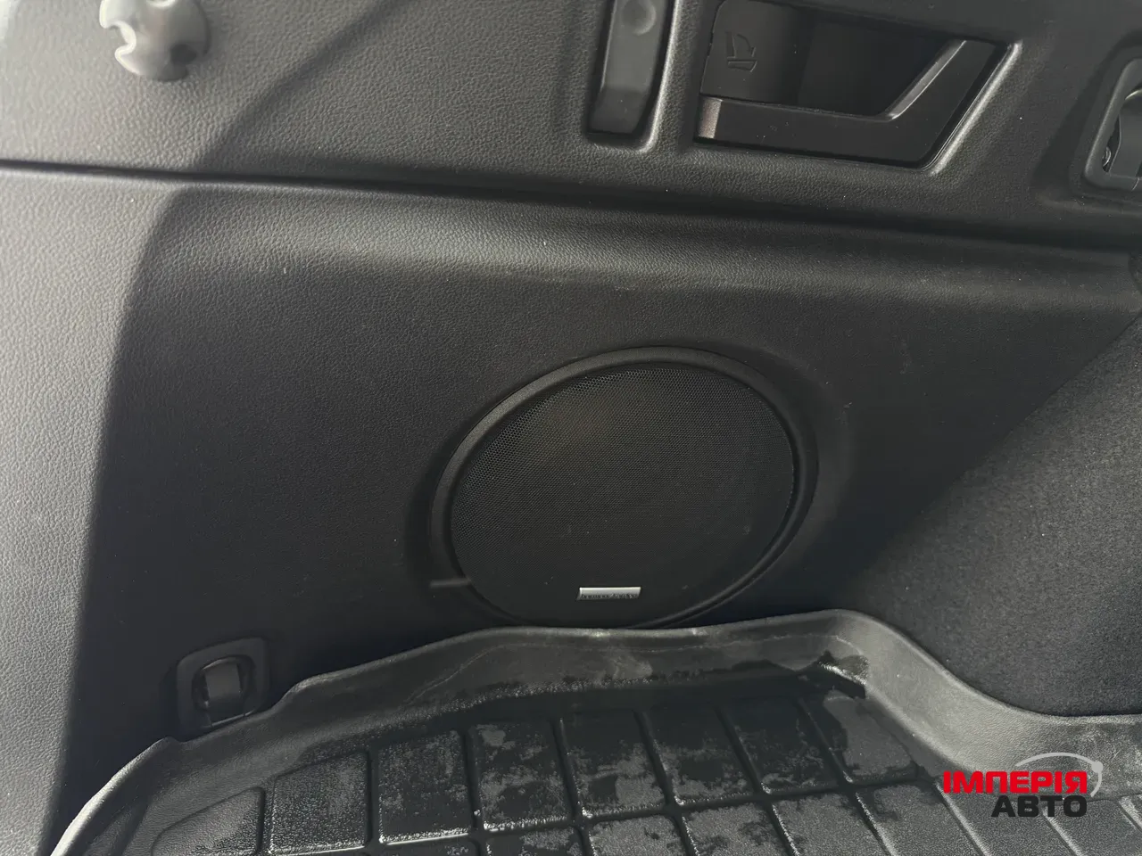 Subaru Outback - фото 19