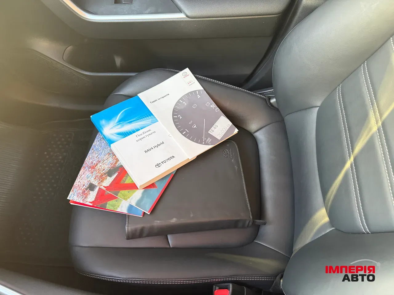 Toyota RAV4 - фото 28