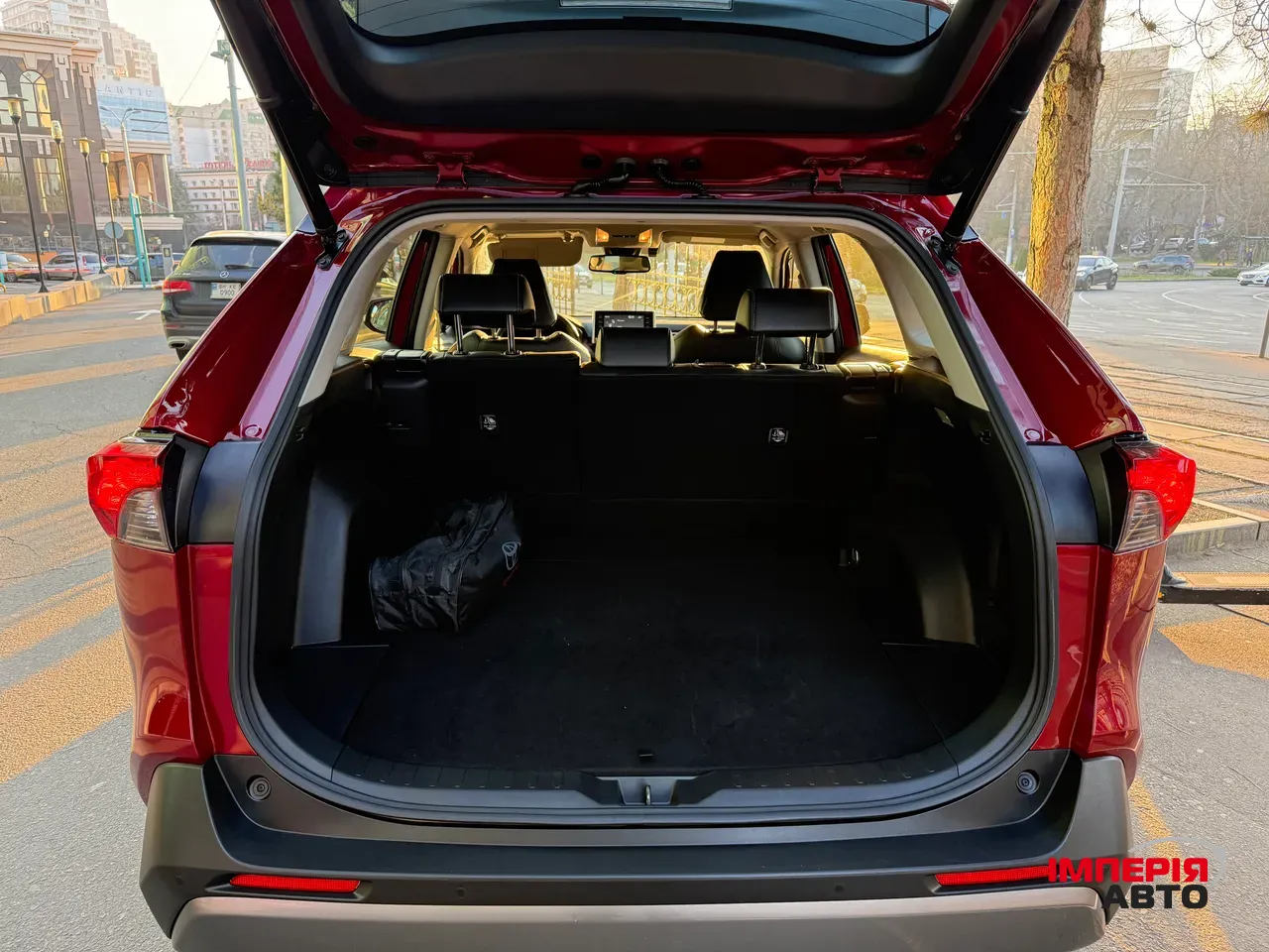 Toyota RAV4 - фото 20