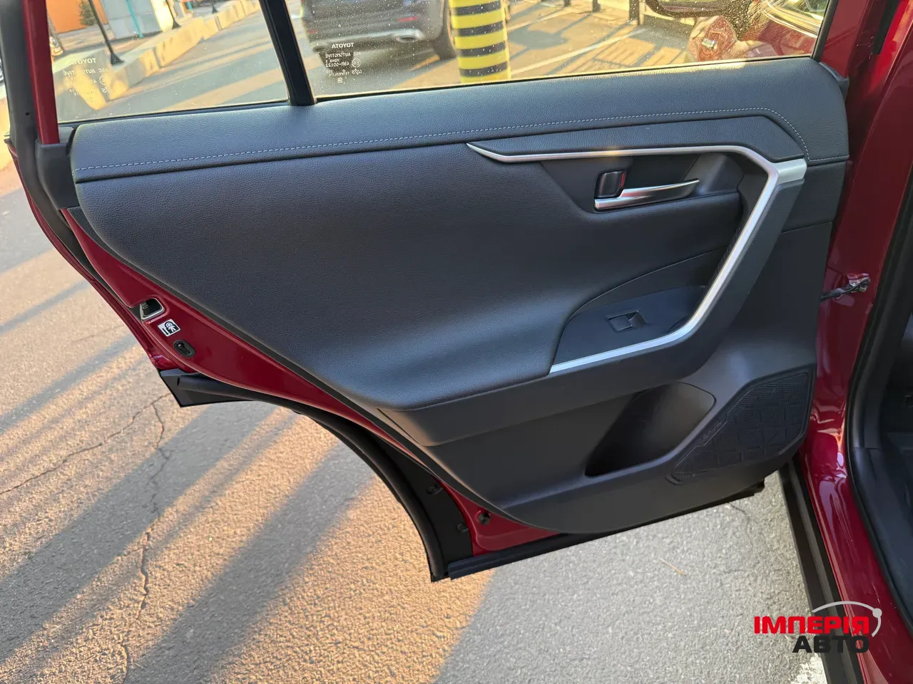 Toyota RAV4 - фото 17